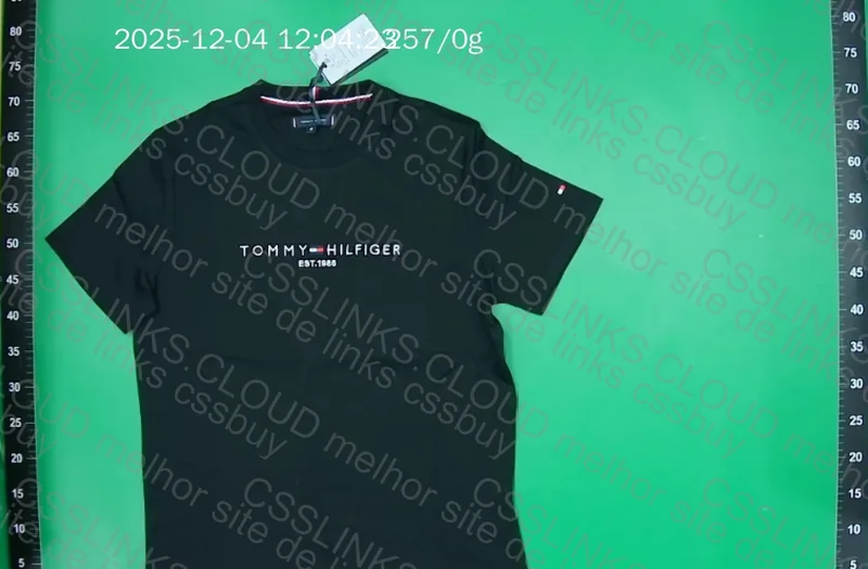 Tommy Hilfiger T-Shirt 8