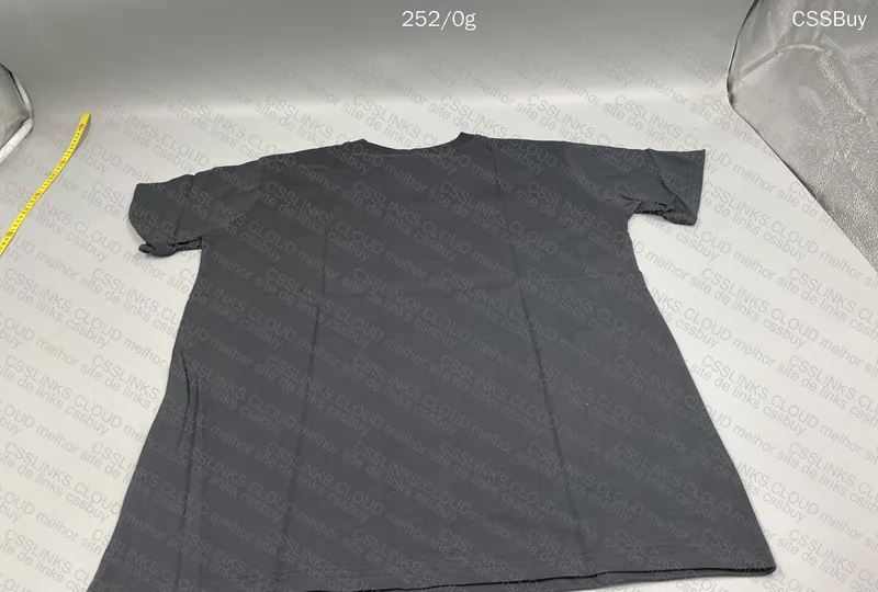 Trapstar T-shirt - Blind Box 4