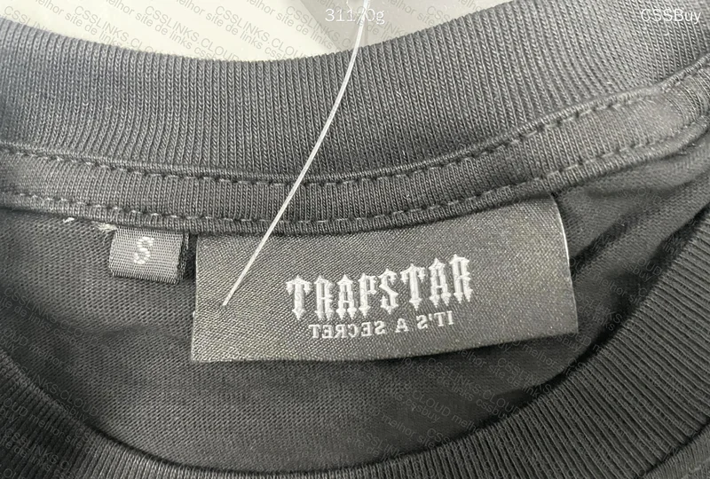 Trapstar T-shirt | Black w/ Green 3
