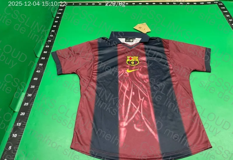 Travis Scott Barcelona T-Shirt 3
