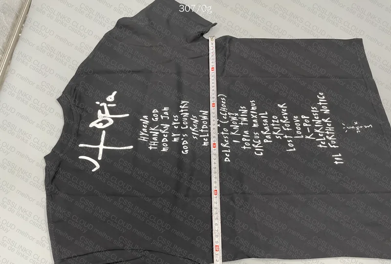 Travis Scott Utopia T-Shirt (with measurements) 9