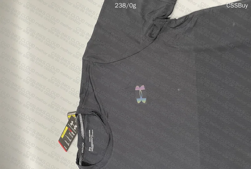 Under Armour T-Shirt 2