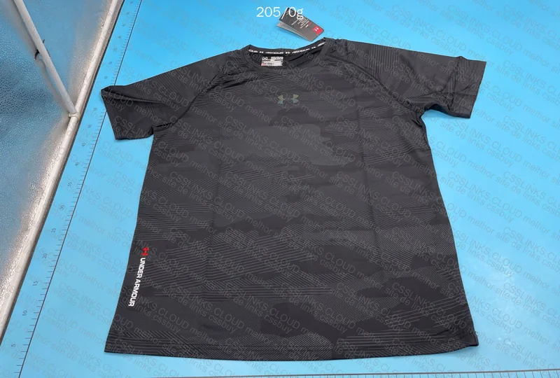 Under Armour T-Shirt 3