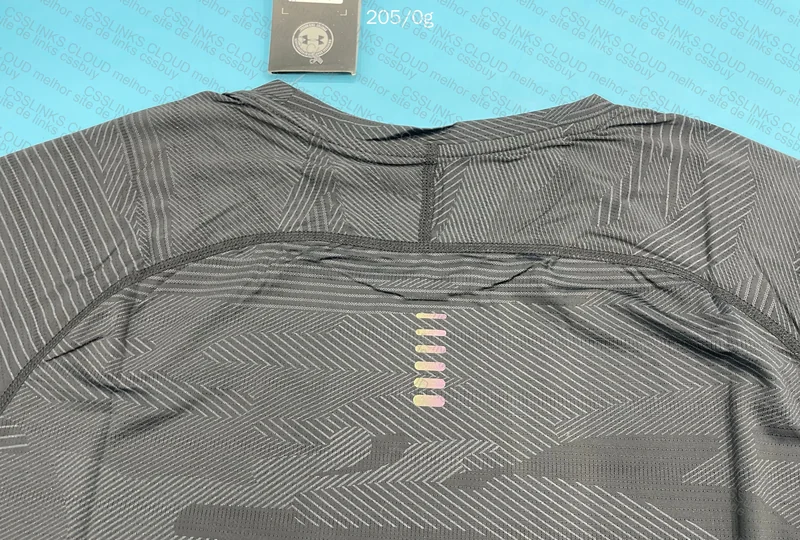 Under Armour T-Shirt 7
