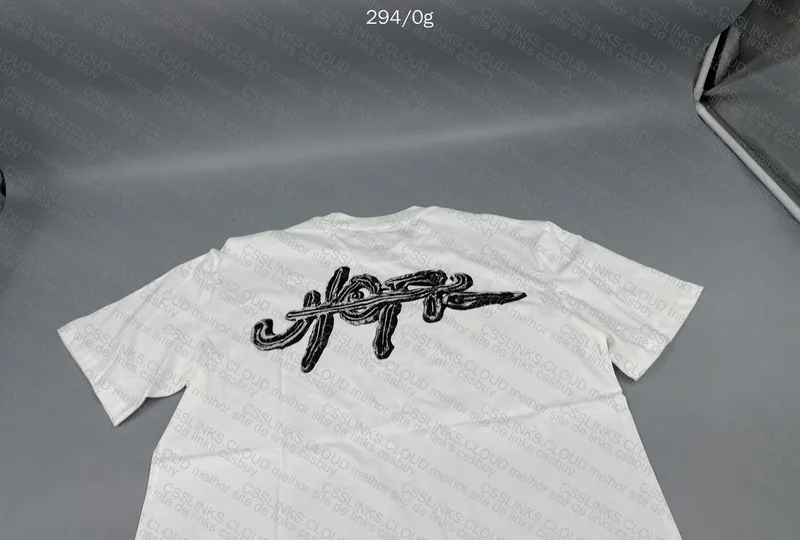 Utopia T-Shirt 5