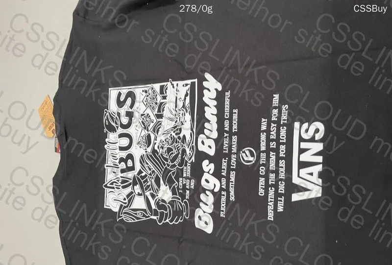 Vans "Bugs Bunny" T-Shirt 7