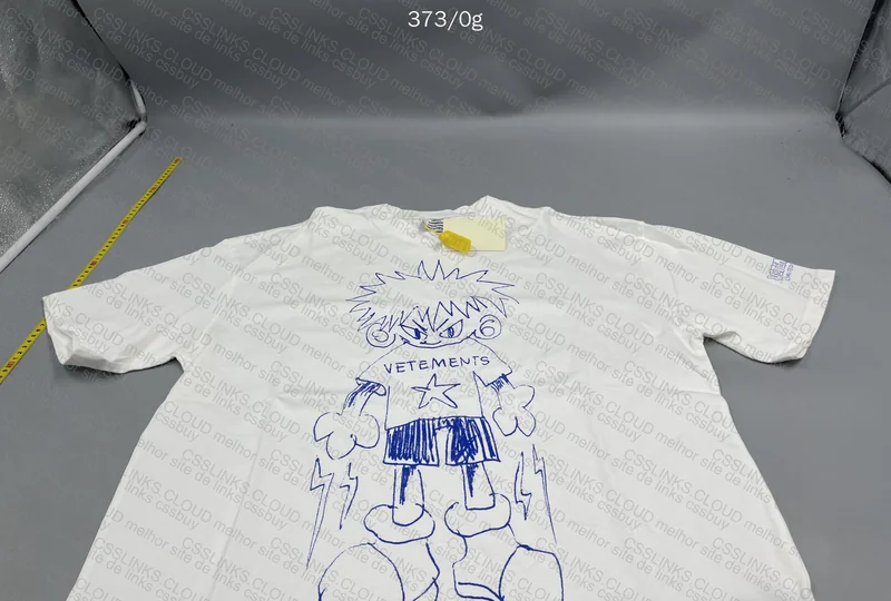 Vetements T-Shirt 2