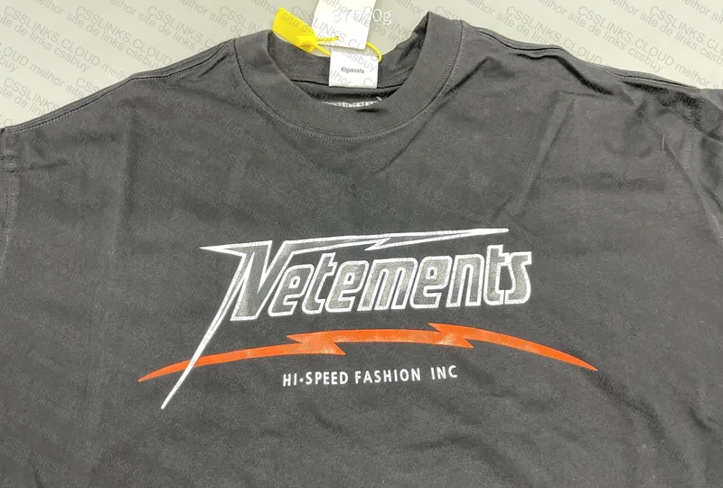 Vetements T-Shirt 2
