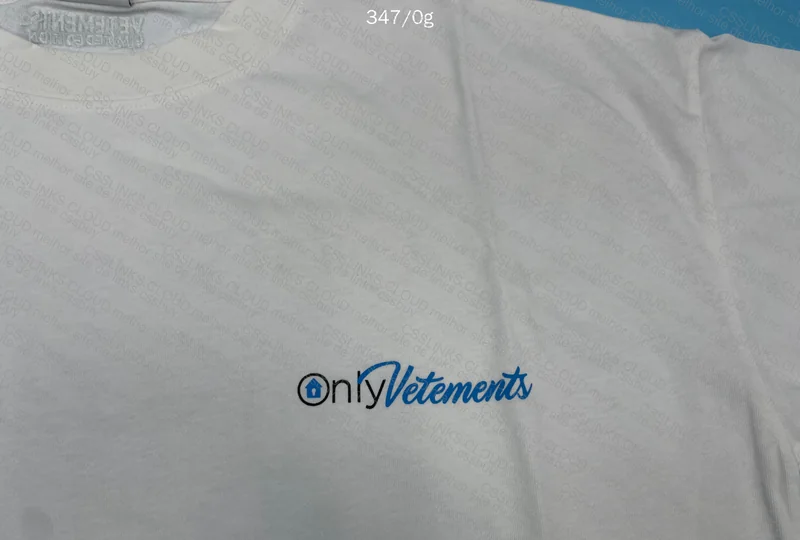 Vetements T-Shirt 3