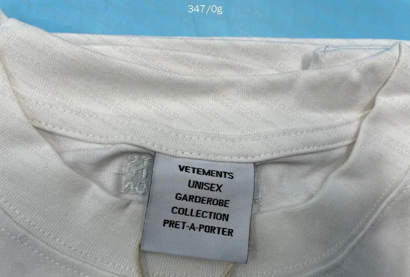 Vetements T-Shirt 4