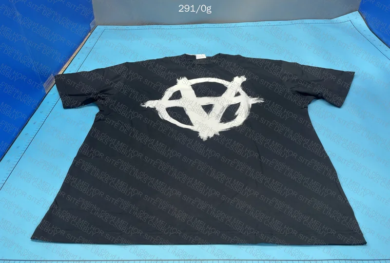 Vetements T-Shirt 2