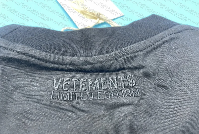 Vetements T-Shirt 8