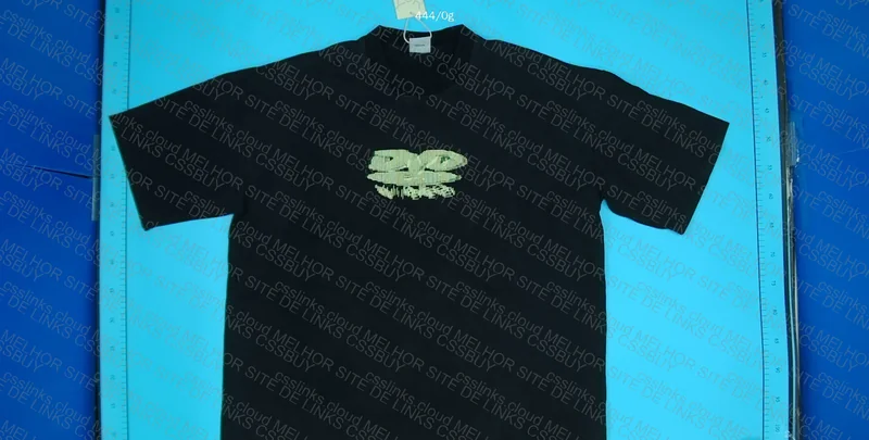 Vetements T-Shirt 2