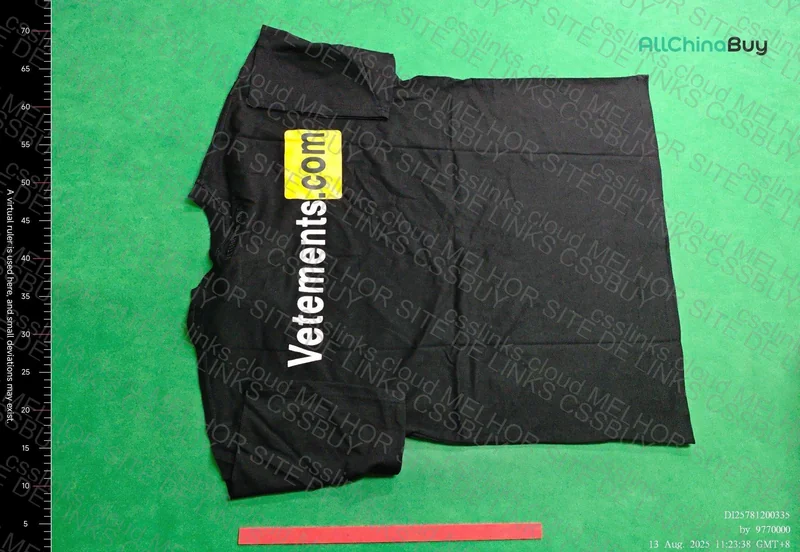 Vetements 'Vetements.com' T-Shirt 2