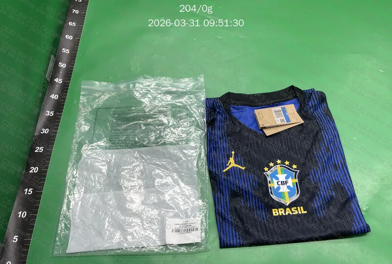 Camiseta visitante Brasil