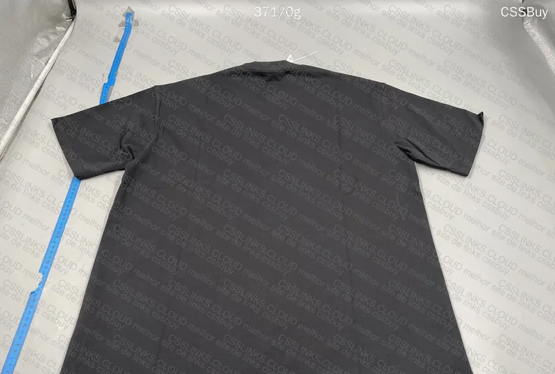 Vuja De Black T-Shirt 3