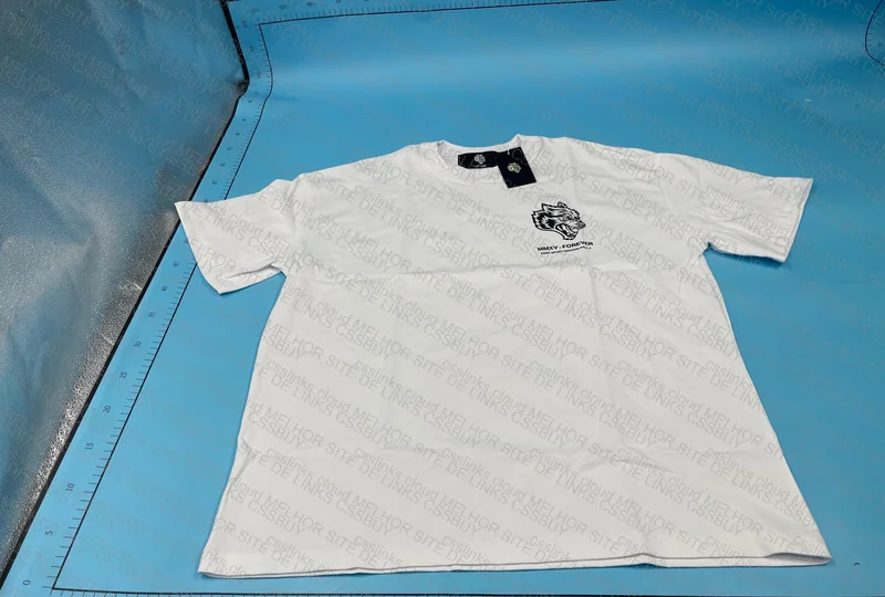 Wolves T-Shirt 3