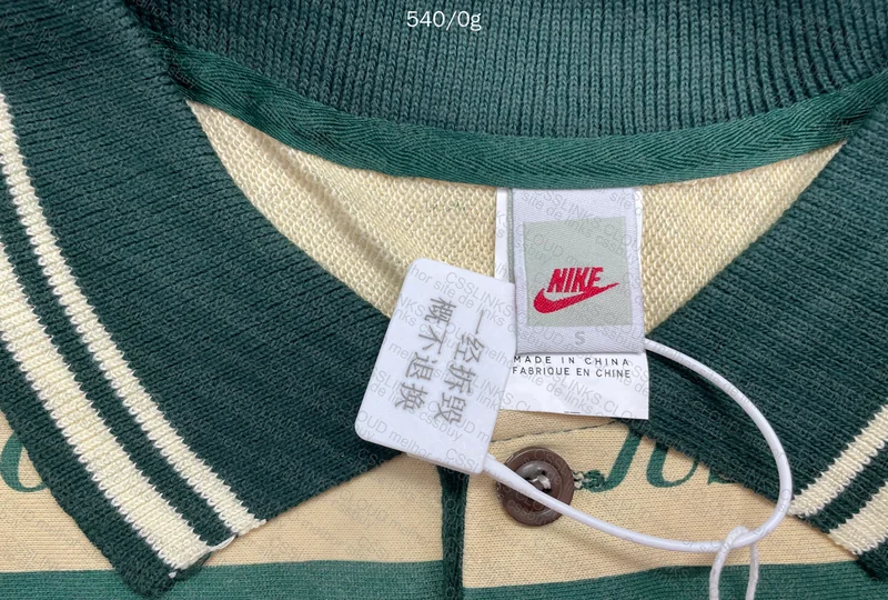 Nike Green Long Sleeve T-Shirt/Top with Measurements 10