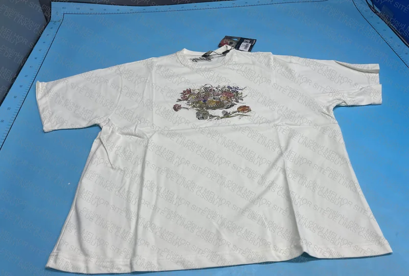 Derschutze T-Shirts