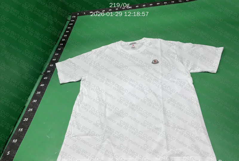 Camisetas Moncler (Branca e Bege)