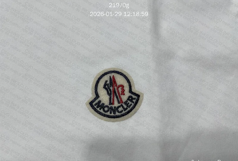 Camisetas Moncler (Branca e Bege) 2