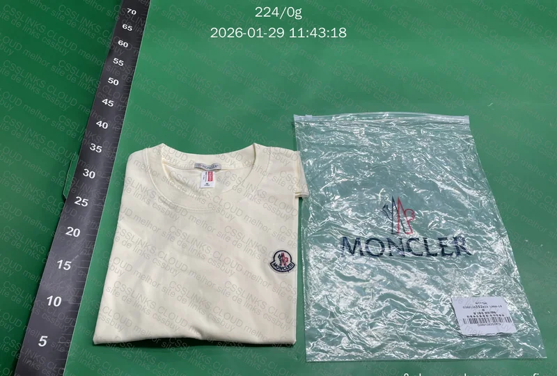 Camisetas Moncler (Branca e Bege) 4