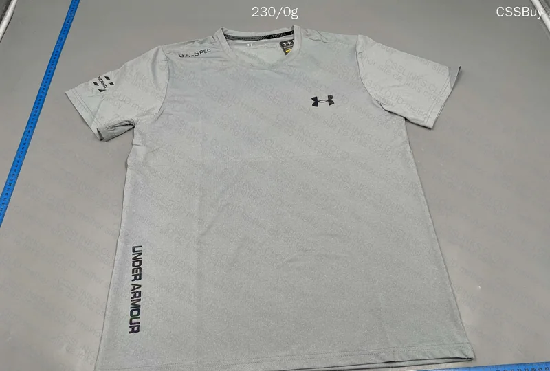 Under Armour T-Shirts 2