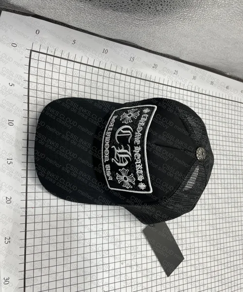 cap chrome hearts 3