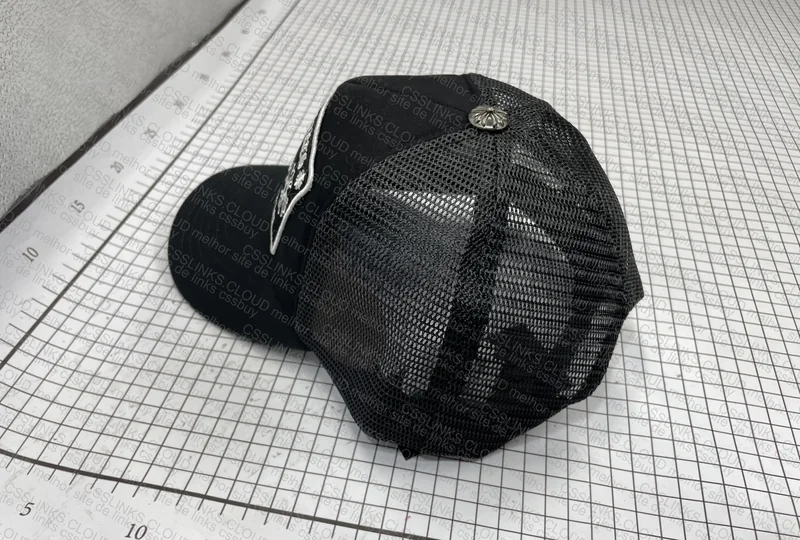 cap chrome hearts 4