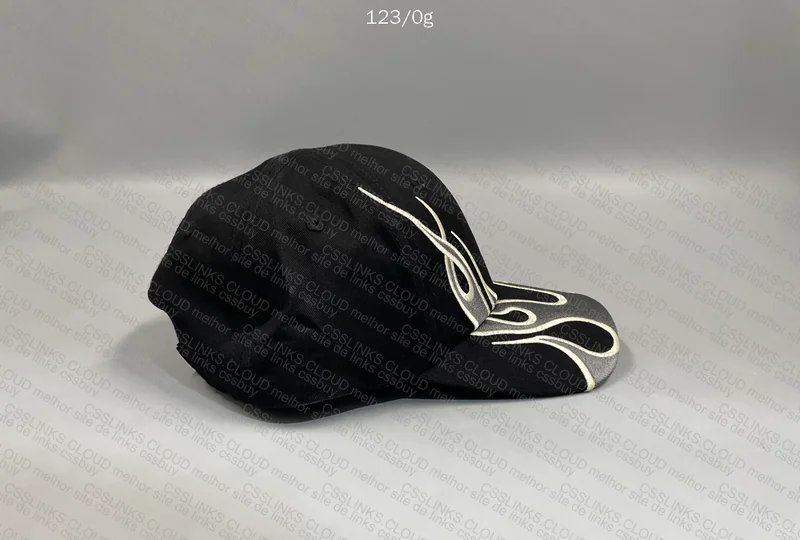 Cap Gap Yeezy 3