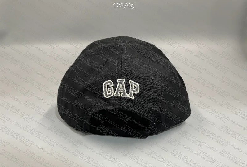 Cap Gap Yeezy 5