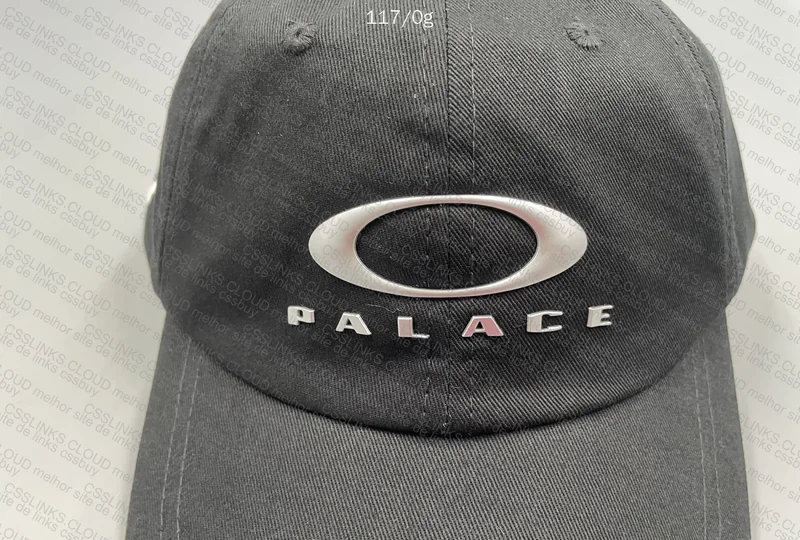 cap Oakley x Palace