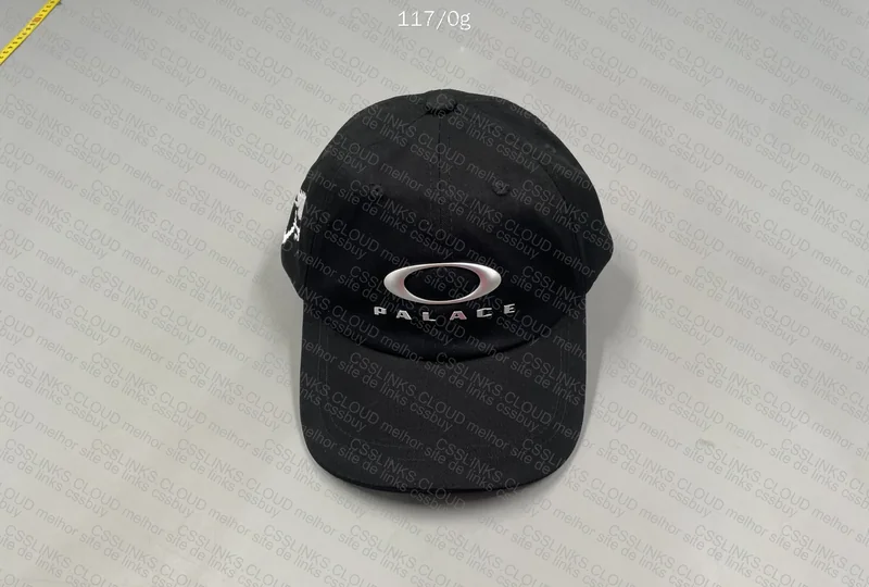 cap Oakley x Palace 7