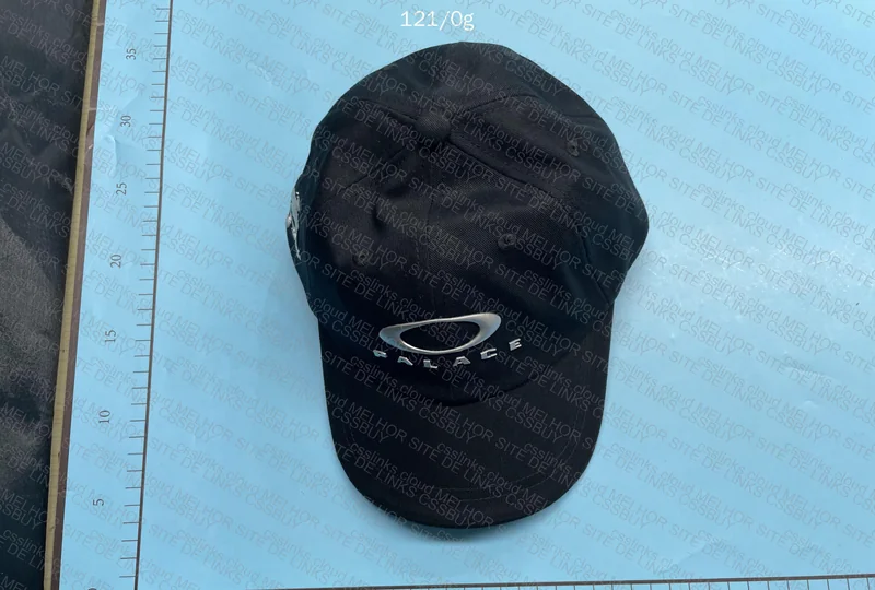 Cap Oakley x Palace 5