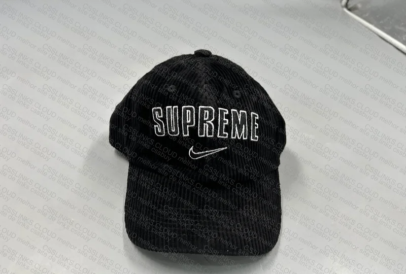 Cap Supreme x Nike 3