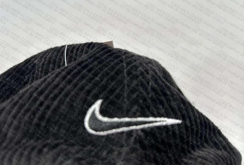 Cap Supreme x Nike 5