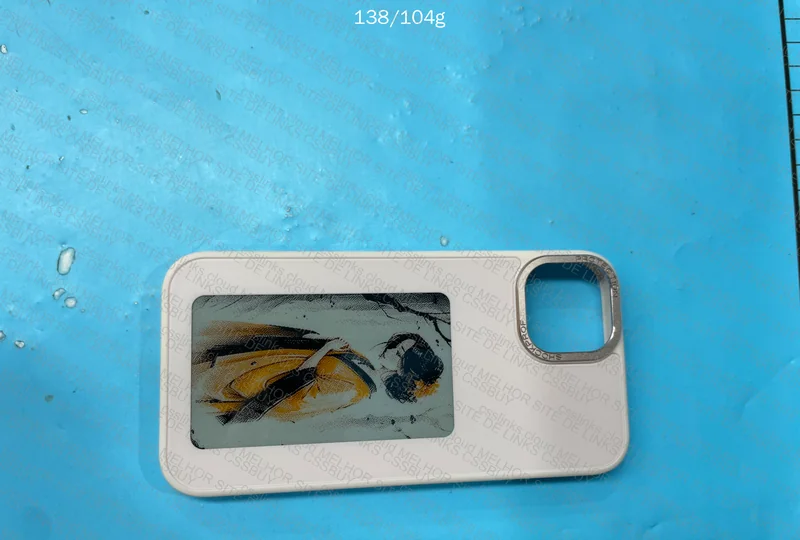iPhone E Ink Cover 2