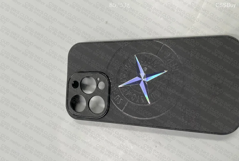 iPhone Stone Islands Cover 2