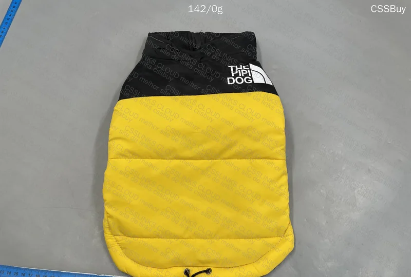 The North Face Dog Cover 2