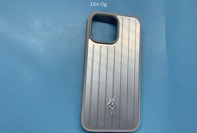 Rimowa 16 Pro Max Cover 3