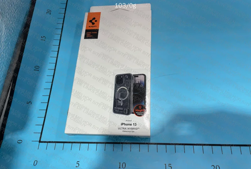 Spigen Silicone iPhone 13 Cover 5
