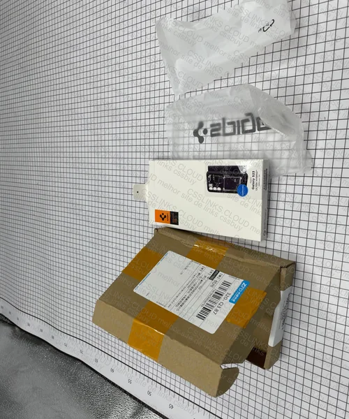 Spigen Ultra Hybrid Zero One Cover 4