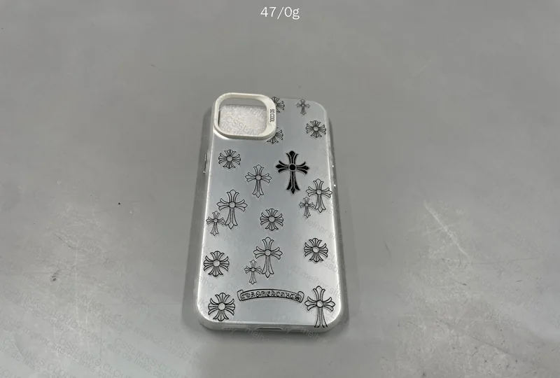 Capinha Chrome Hearts 3