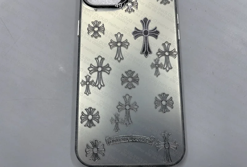 Capinha Chrome Hearts 3
