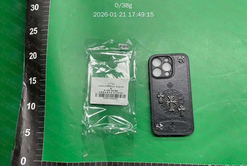 Capinha Chrome Hearts iPhone 14 Pro 2