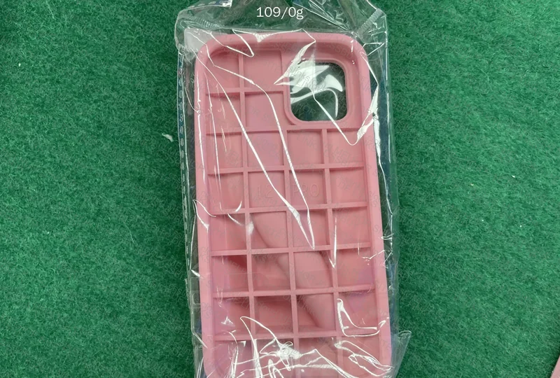 Rhode Case + Gloss 2