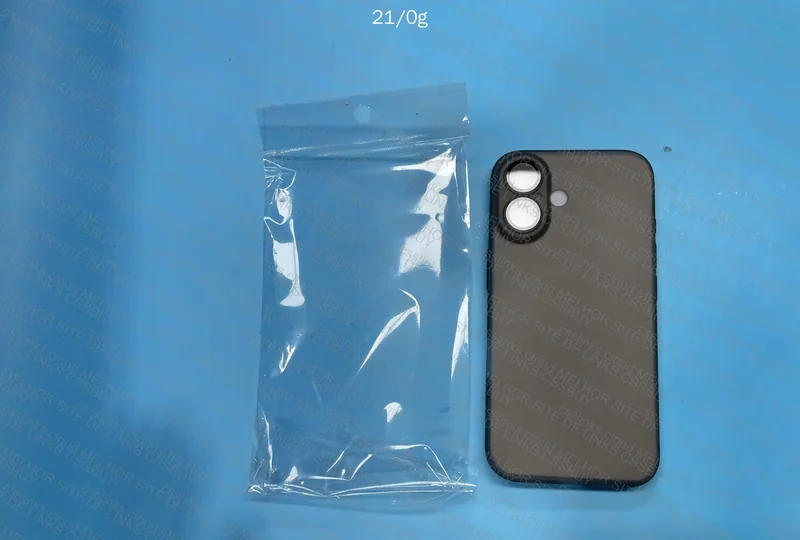 Capinha IPhone 16