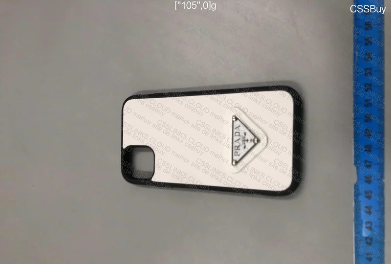 Capinha iPhone Prada 2