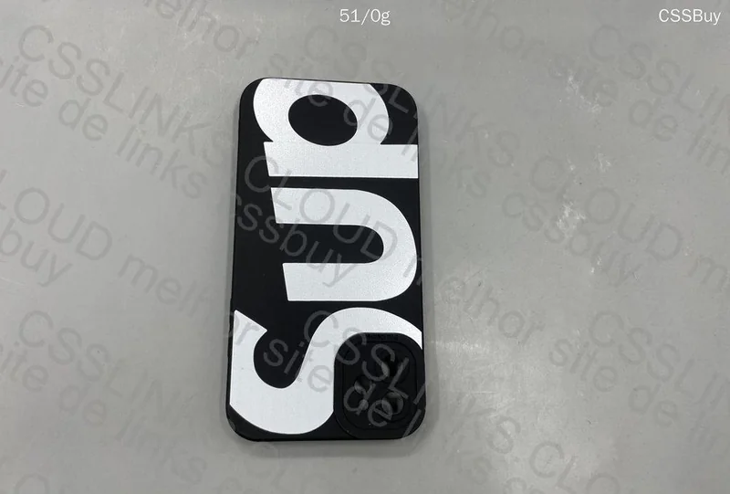 Capinha iPhone Supreme 3