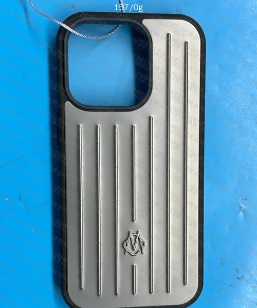 Capinha rimowa metal 4